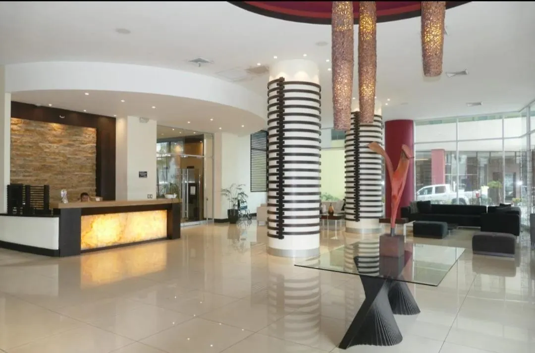 Ecusuites Torresol I Parking Trade Center - Gye Airport Guayaquil Daire