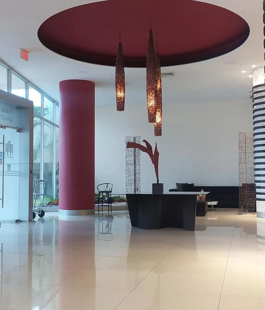 Ecusuites Torresol I Parking Trade Center - Gye Airport Guayaquil