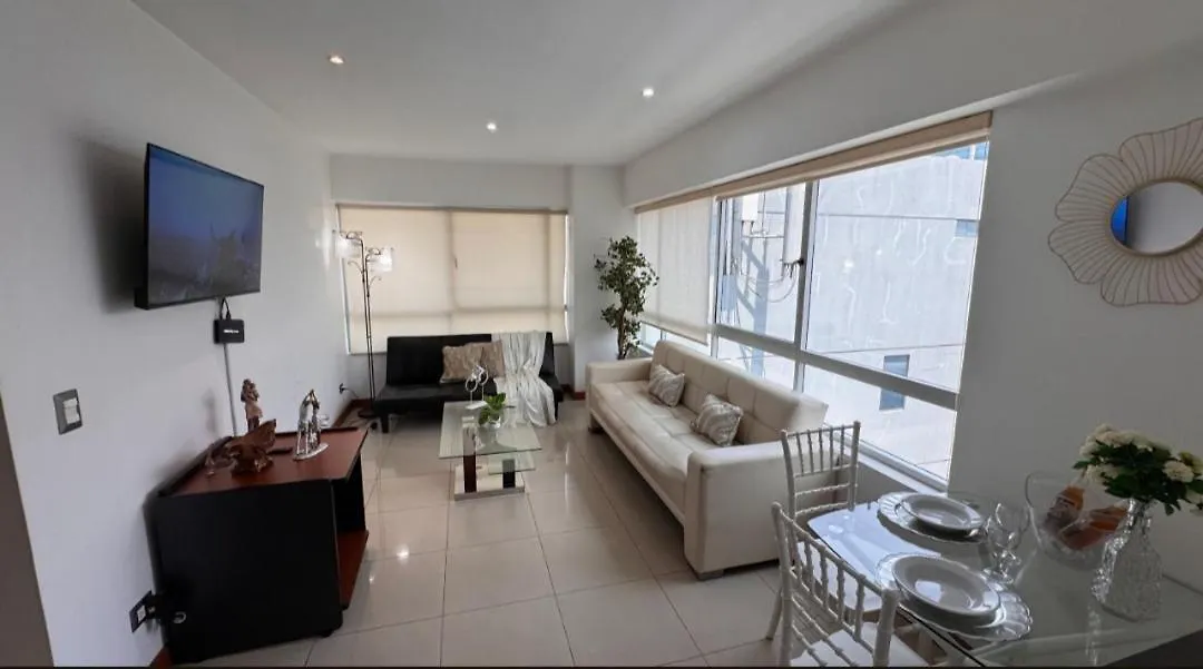 Ecusuites Torresol I Parking Trade Center - Gye Airport Guayaquil