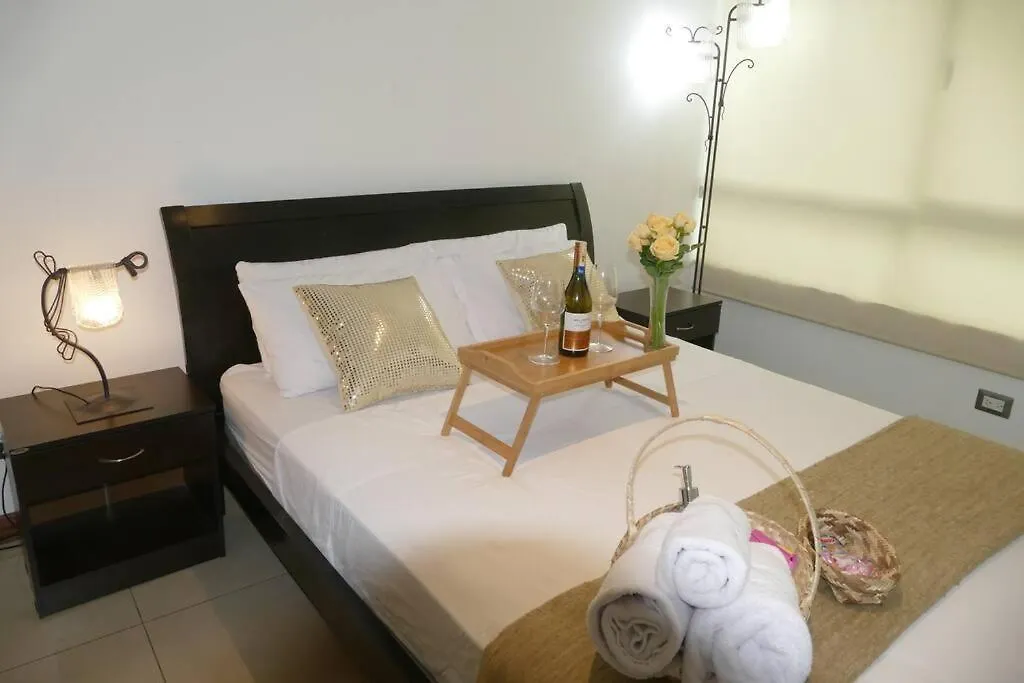 Ecusuites Torresol I Parking Trade Center - Gye Airport Guayaquil Apartamento