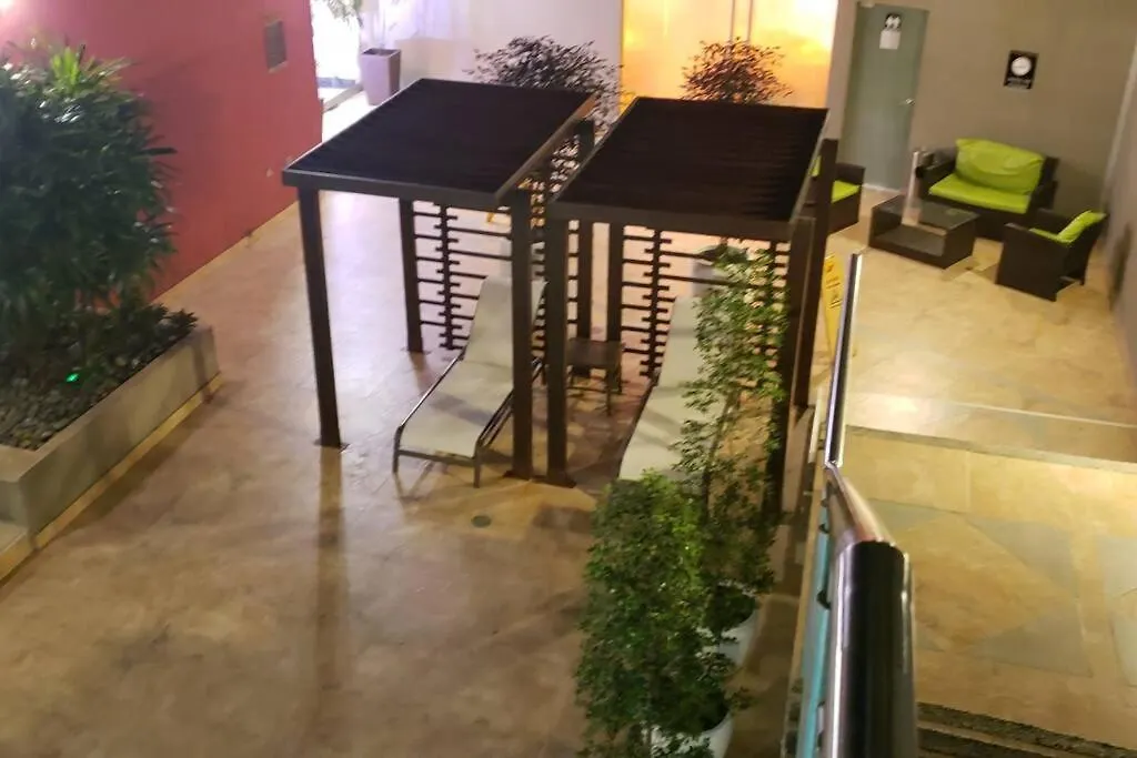 Apartamento Ecusuites Torresol I Parking Trade Center - Gye Airport Guayaquil Ecuador