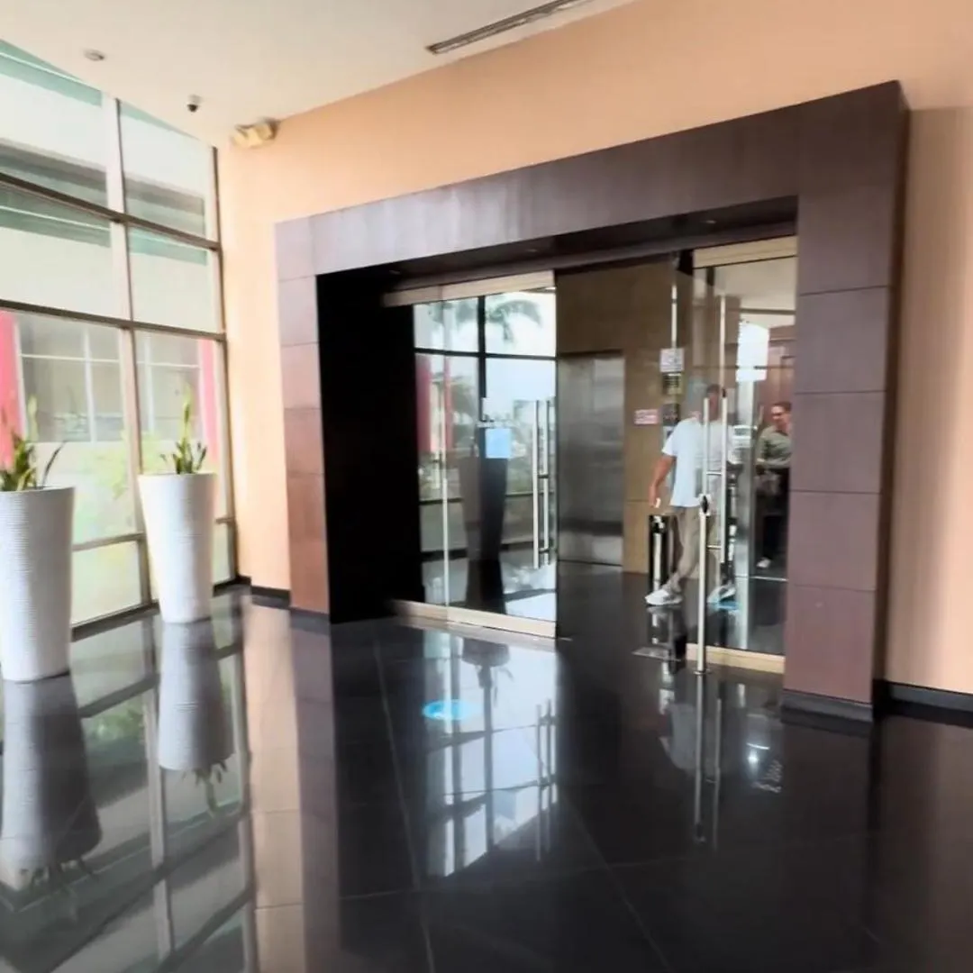 Ecusuites Torresol I Parking Trade Center - Gye Airport Guayaquil